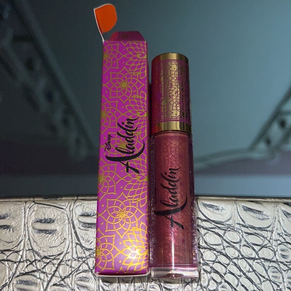 NIB! Mac Cosmetics Aladdin Collection Lipglass In Color Jewels On Jewels.
